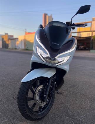HONDA PCX DLX HONDA PCX DLX